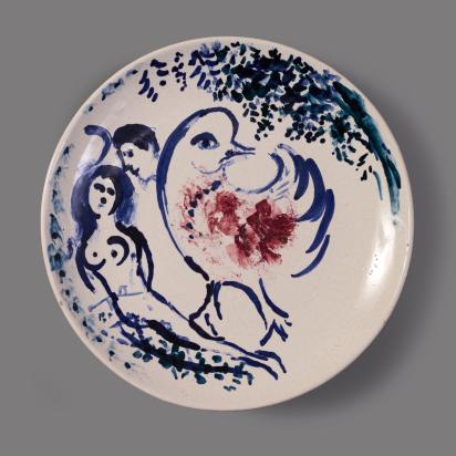 Service de mariage d’Ida Chagall : assiette : Personnages et oiseau, 1951, Céramique de Marc Chagall